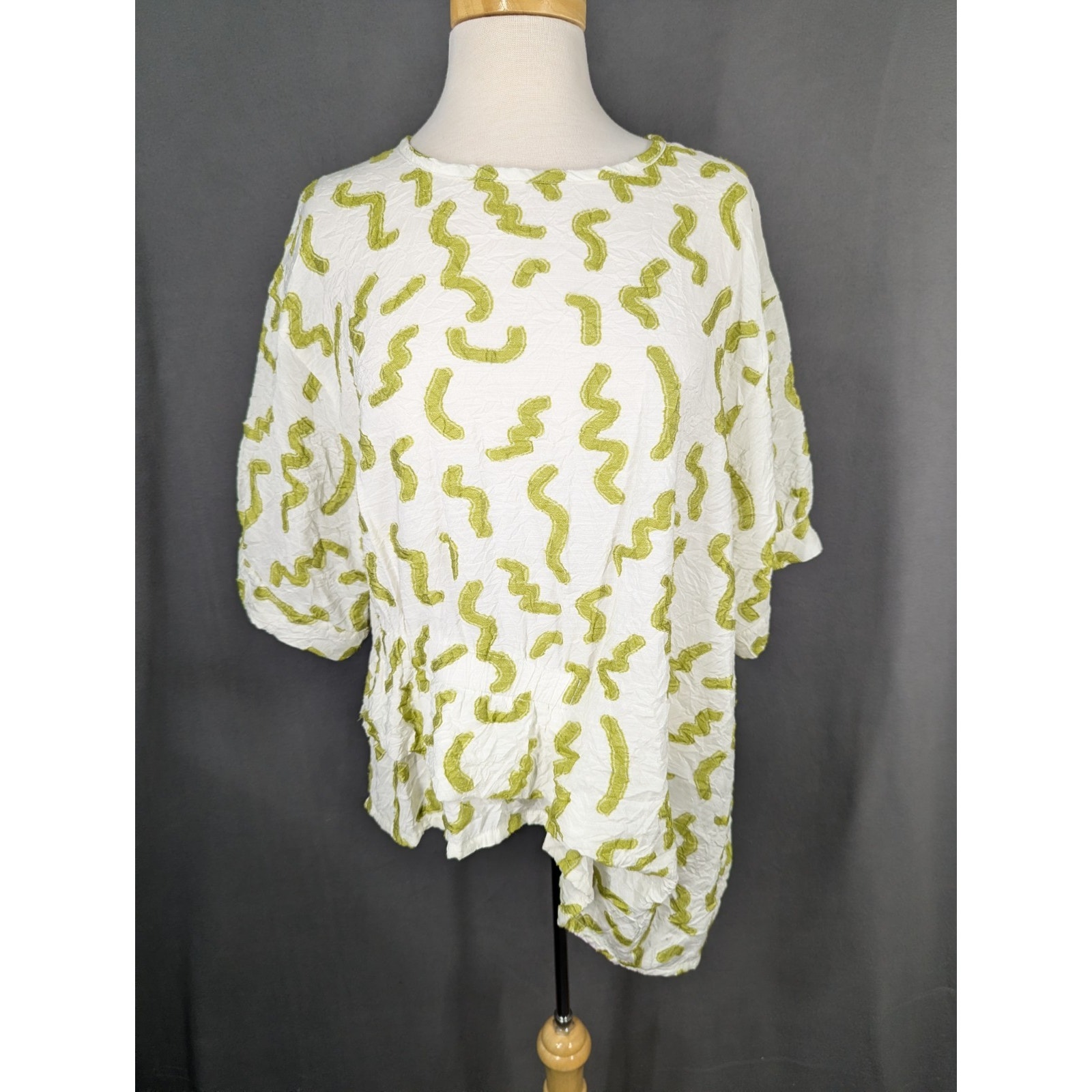 Dress To Kill White Green Asymmetrical Hem Short Sleeve Top Shirt Lagenlook Os